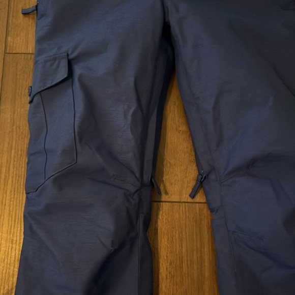 Girls Roxy Dryflight snow pants - Picture 3 of 10